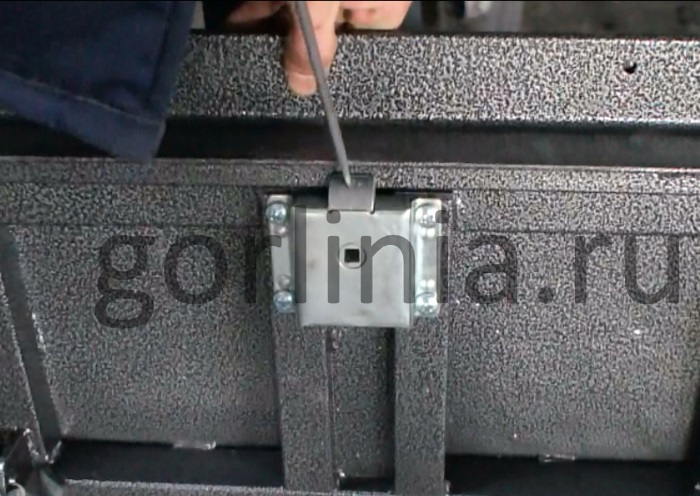 Первое открывание замка без ключа Первое открывание утепленного люка Stels