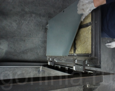 Напольный люк Стелс-У 900*600п уголок утепленный образец