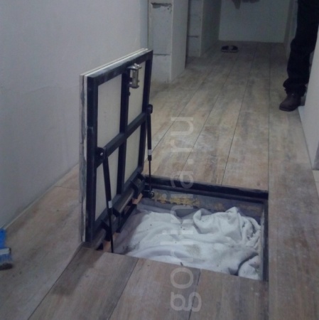 Напольный люк АМО 600*600